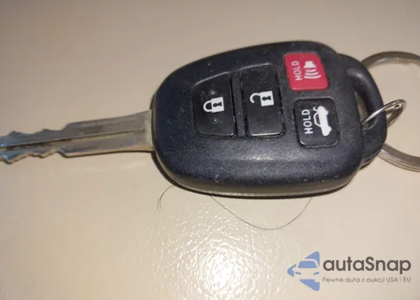 2016 Toyota Camry Le z USA, uszkodzony, nr VIN 4T1BF1FK3GU185648